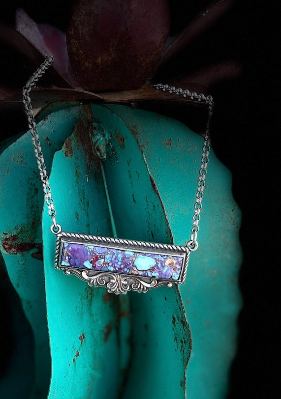 BAR NECKLACE-MISS JUNE