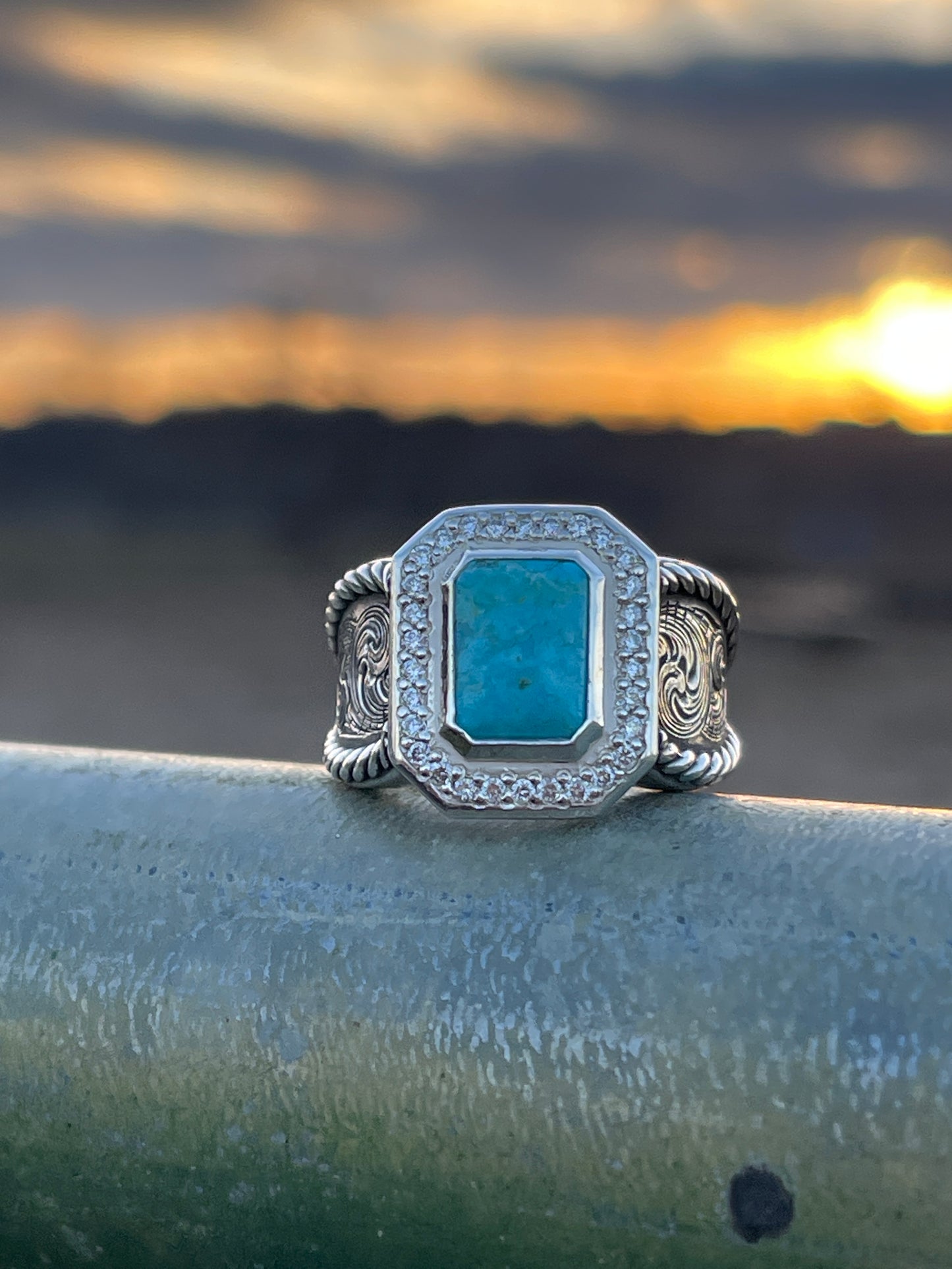 Kelli Square halo turquoise size 7