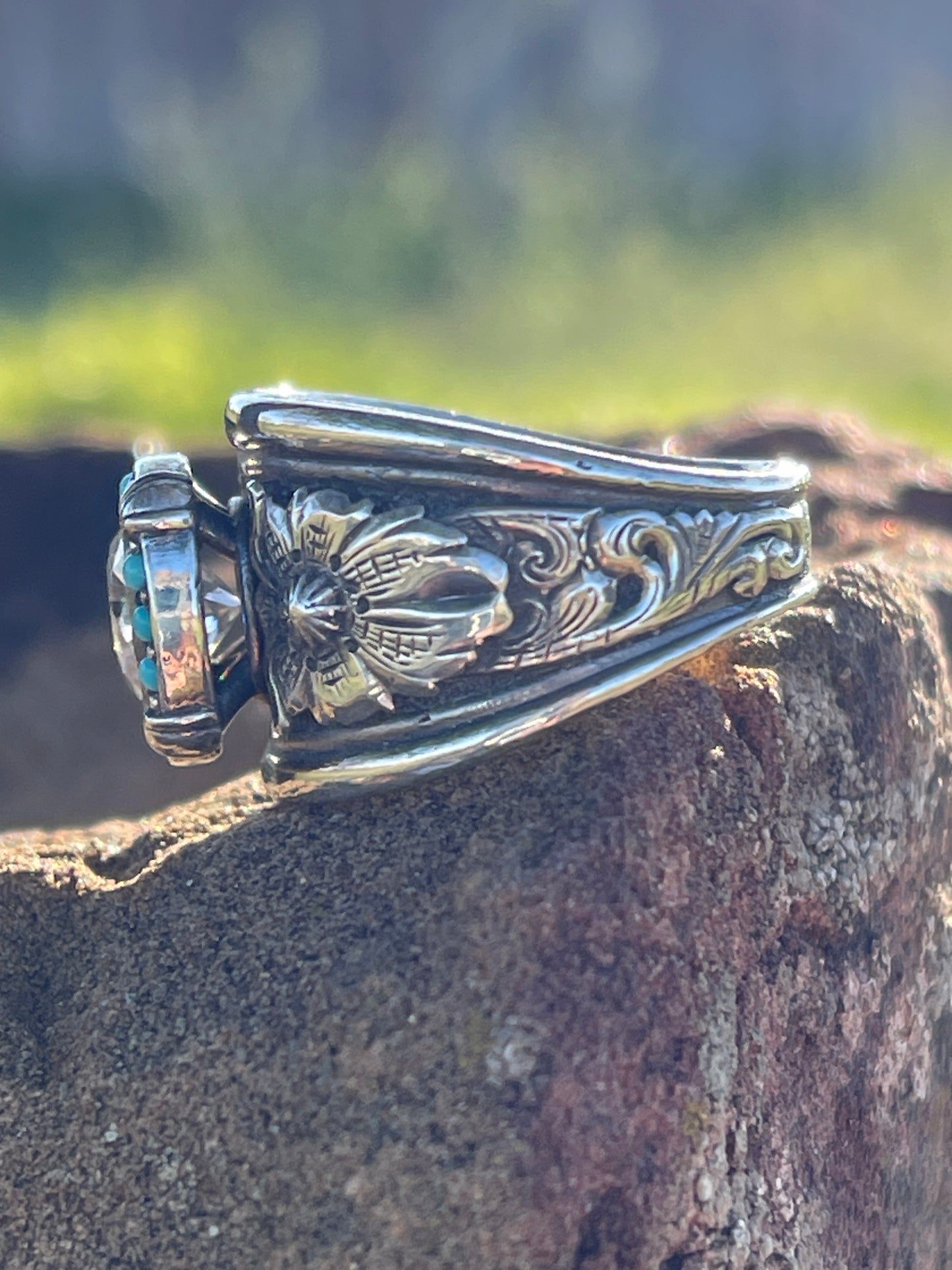 Sunflower Turquoise Halo