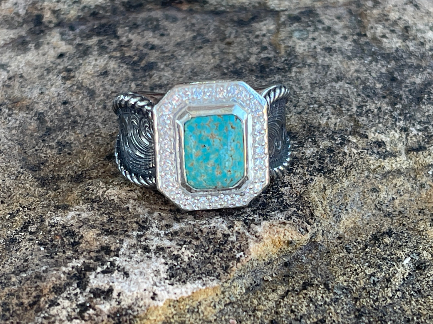 Kelli Square halo turquoise size 7