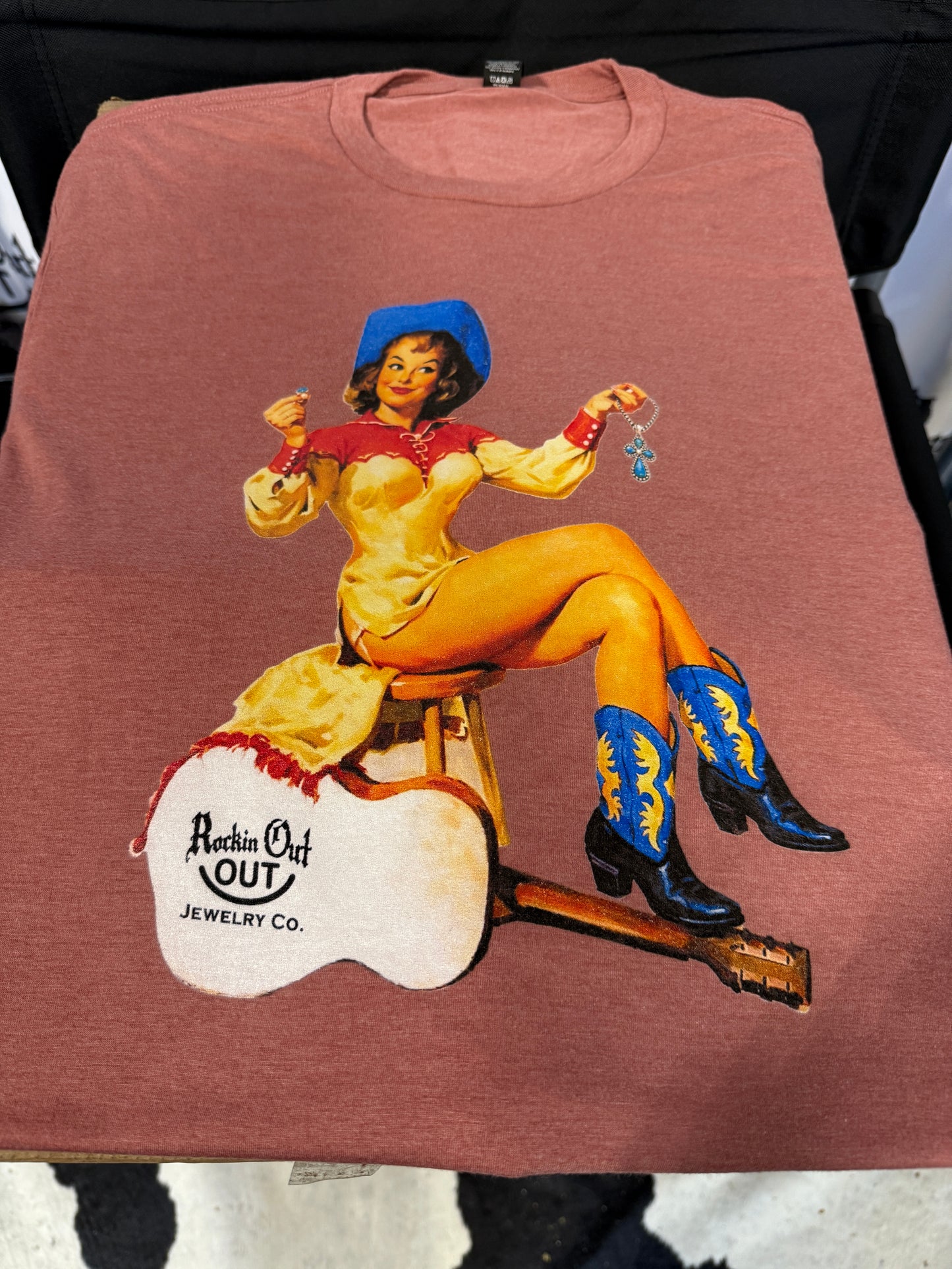 TShirt Rockin Out Pin Up