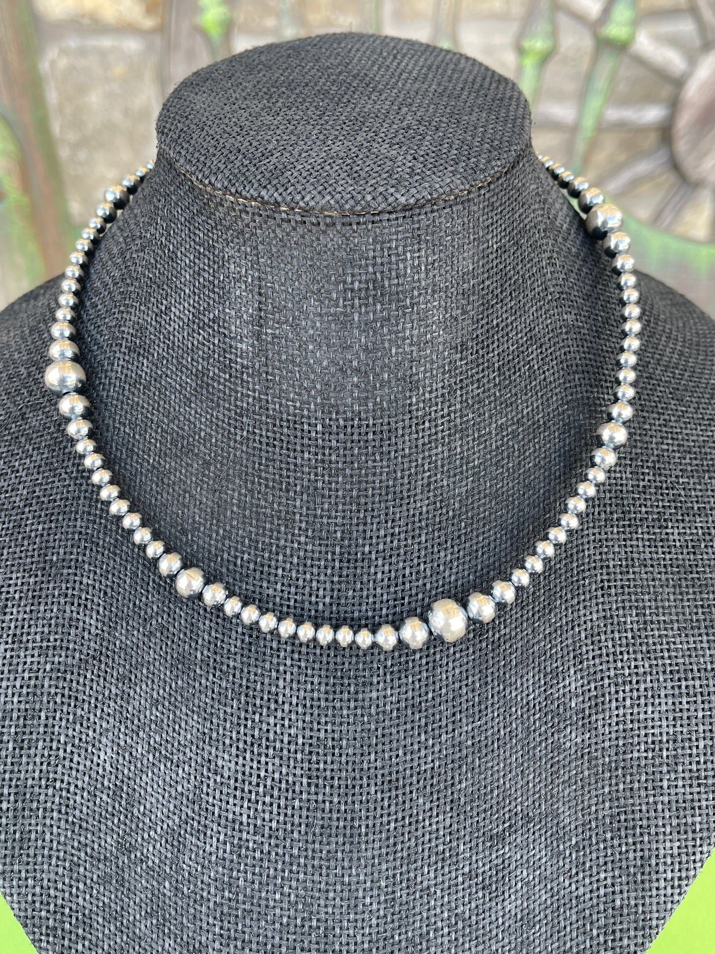 Graduated Navajo Choker