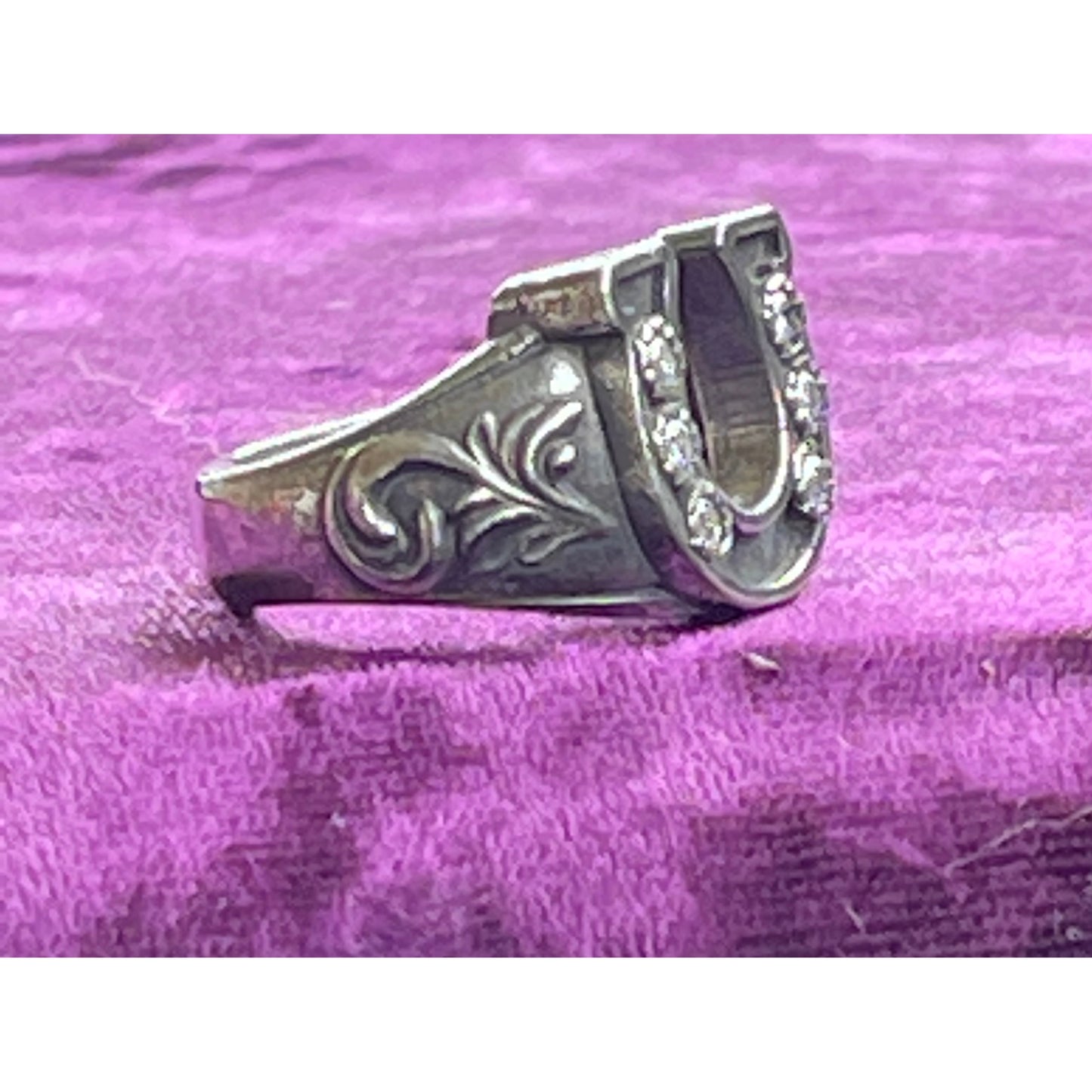 Horseshoe turquoise Ring