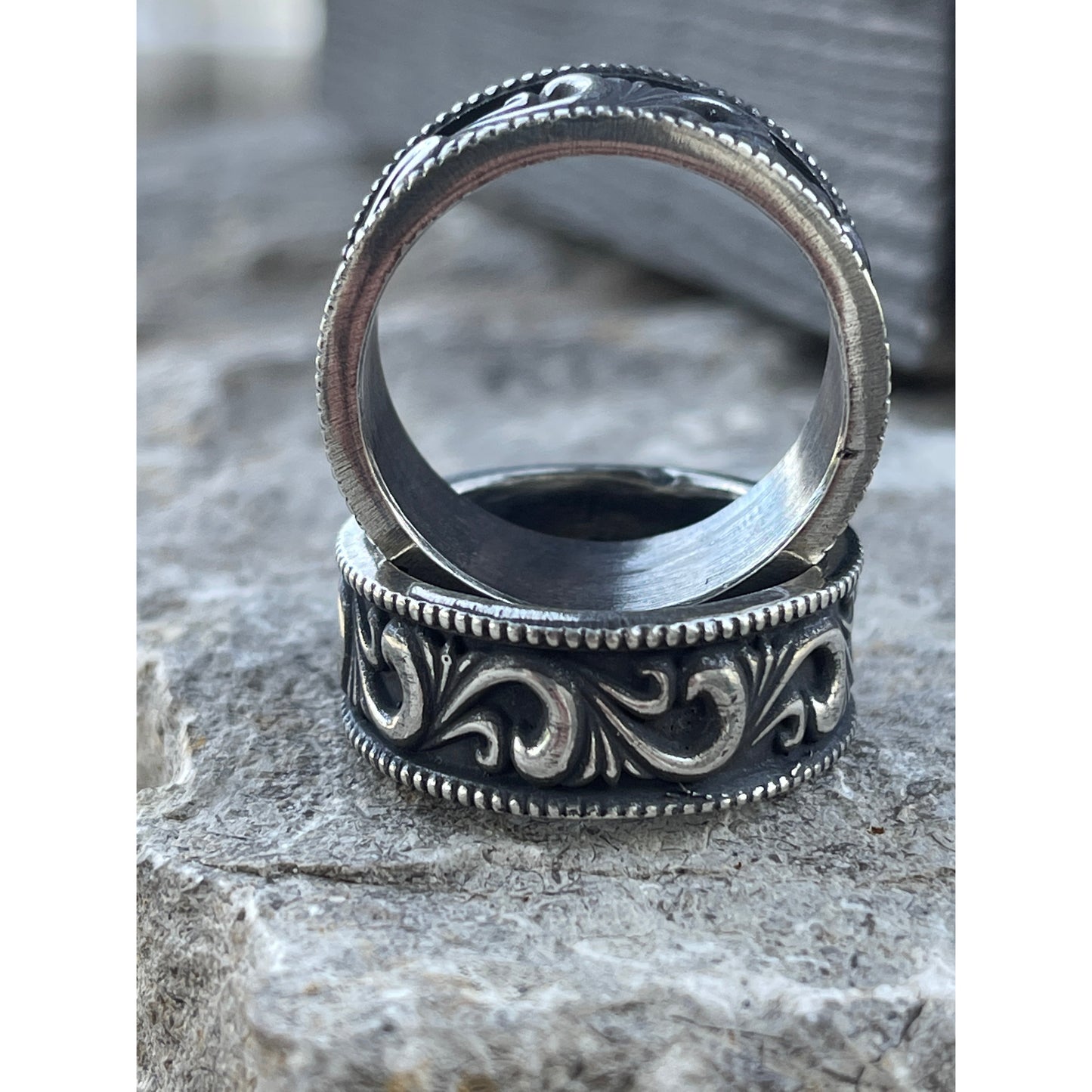 Scroll Band ring