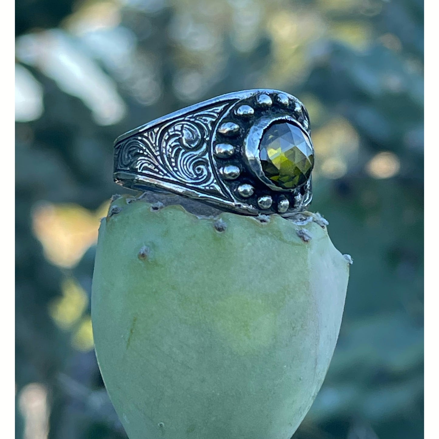 Posie Ring