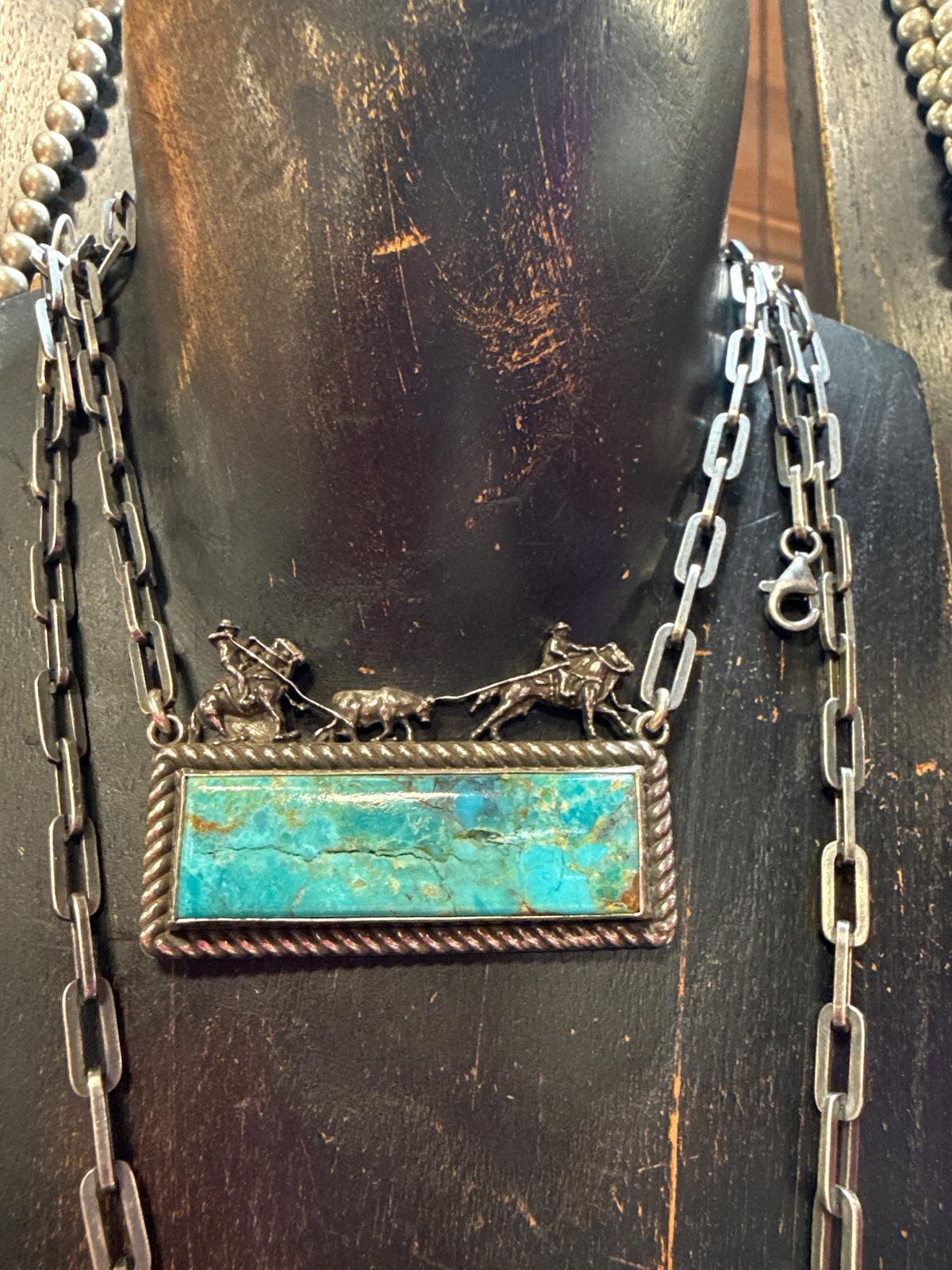 Team roper Bar pendant