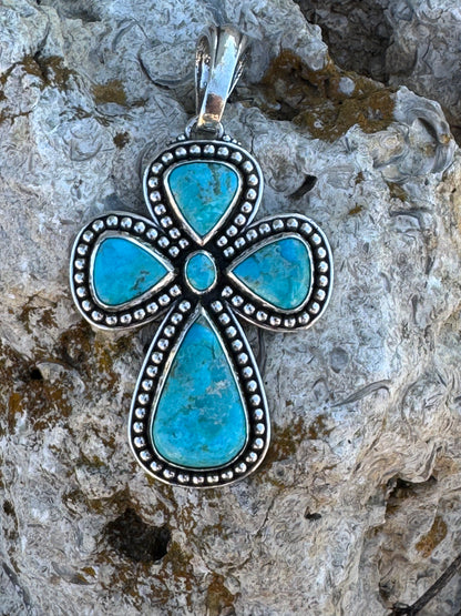 Guitar Pick turquoise cross