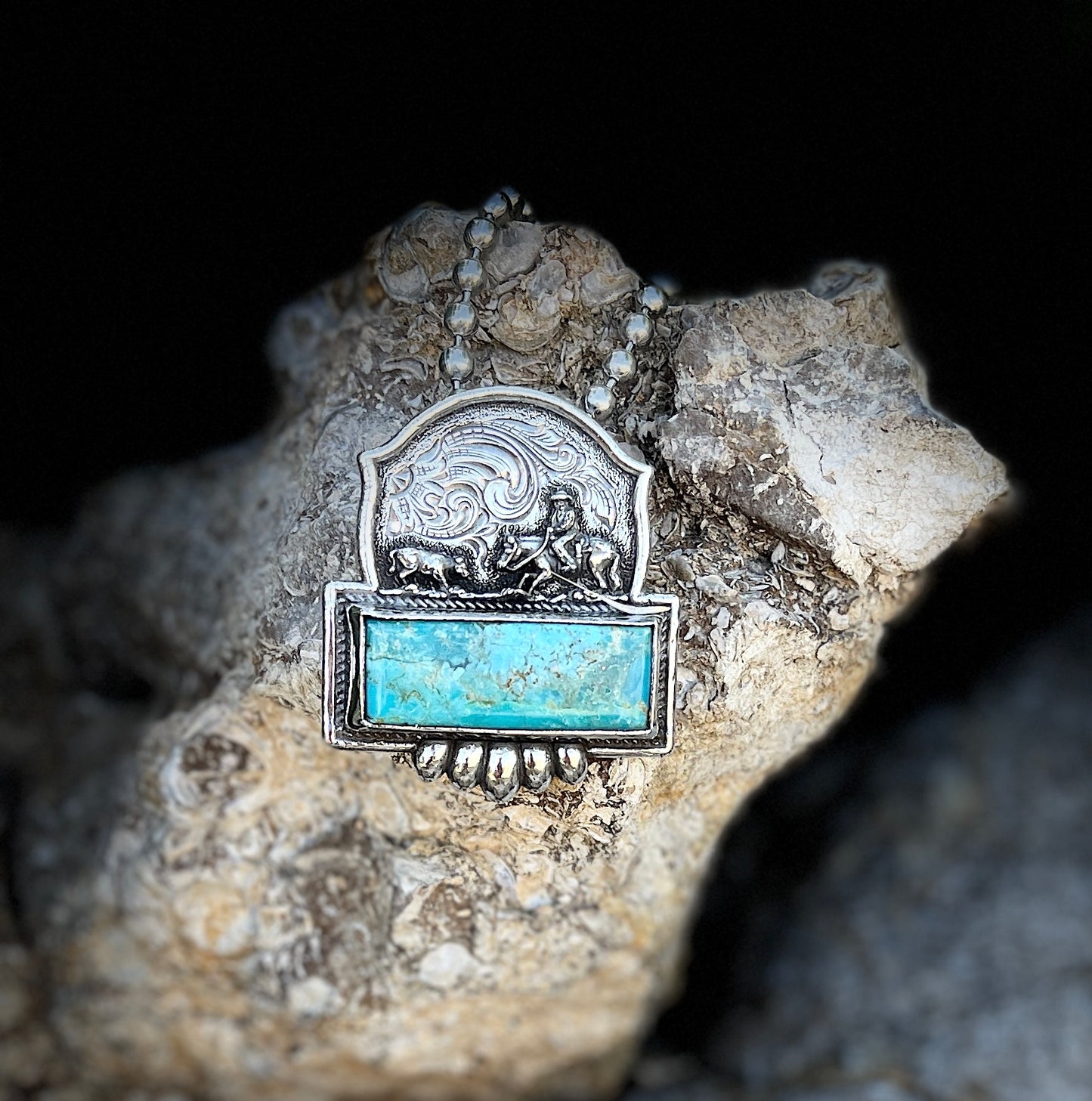 Cutter buckle Bar pendant
