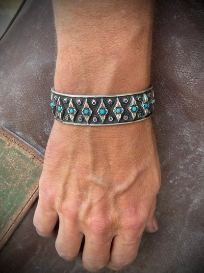 diamond cuff [turquoise stones]